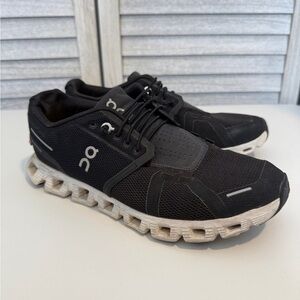 On Cloud 5 Women’s Sneakers Size 8